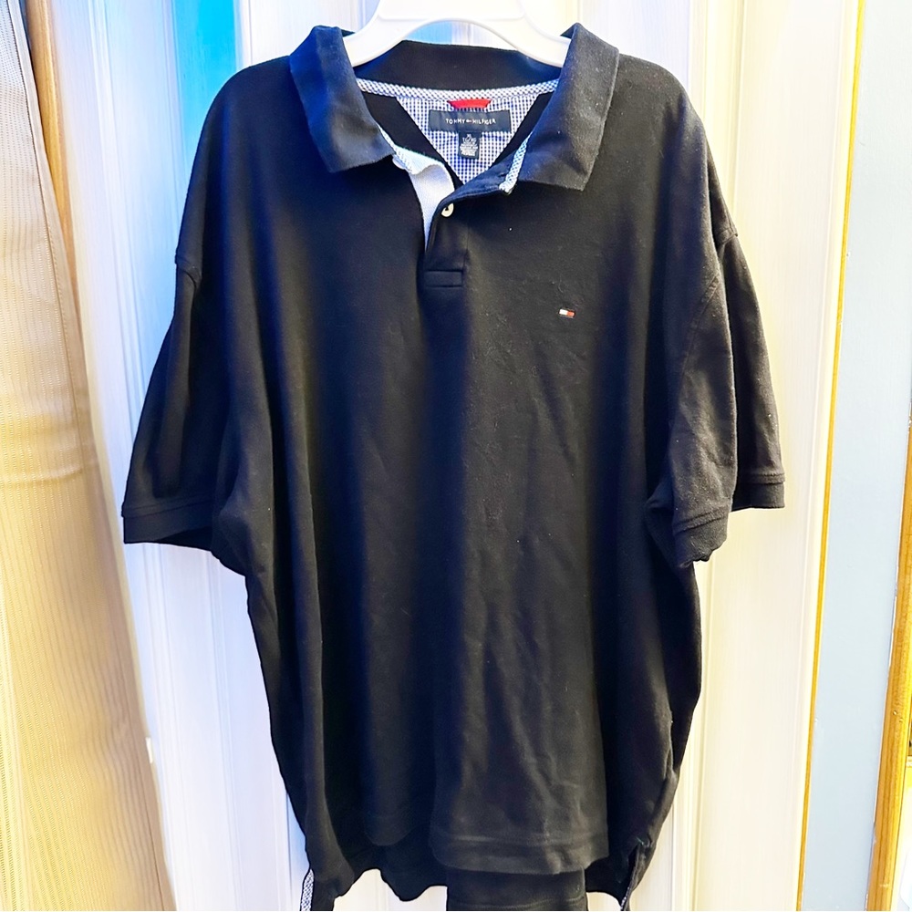 Tommy Hilfiger Polo. Size XL.